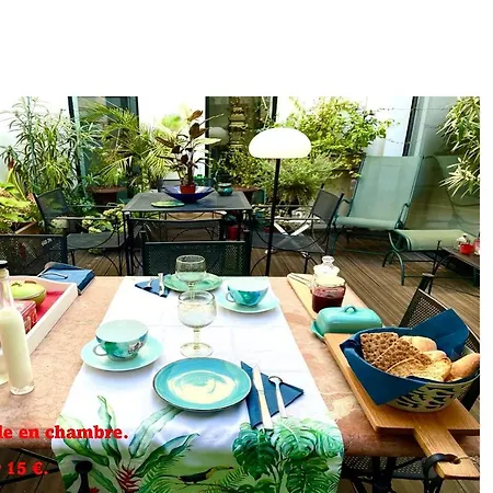 Patio 3 Centre Il Y A Cher C Est Moins Bien Bed & Breakfast *